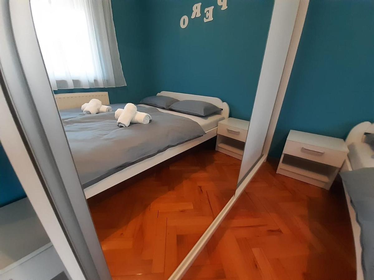 Apartment Pero Livno Extérieur photo