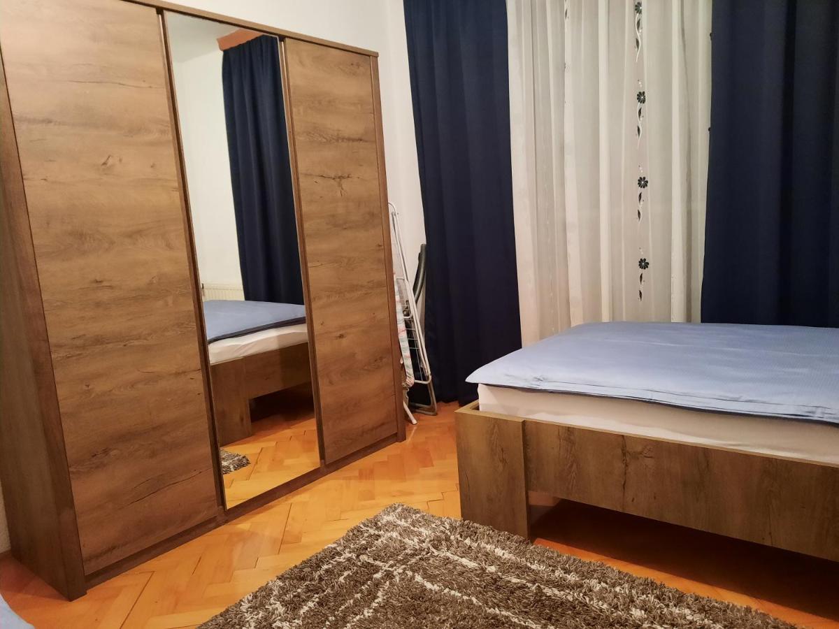 Apartment Pero Livno Extérieur photo